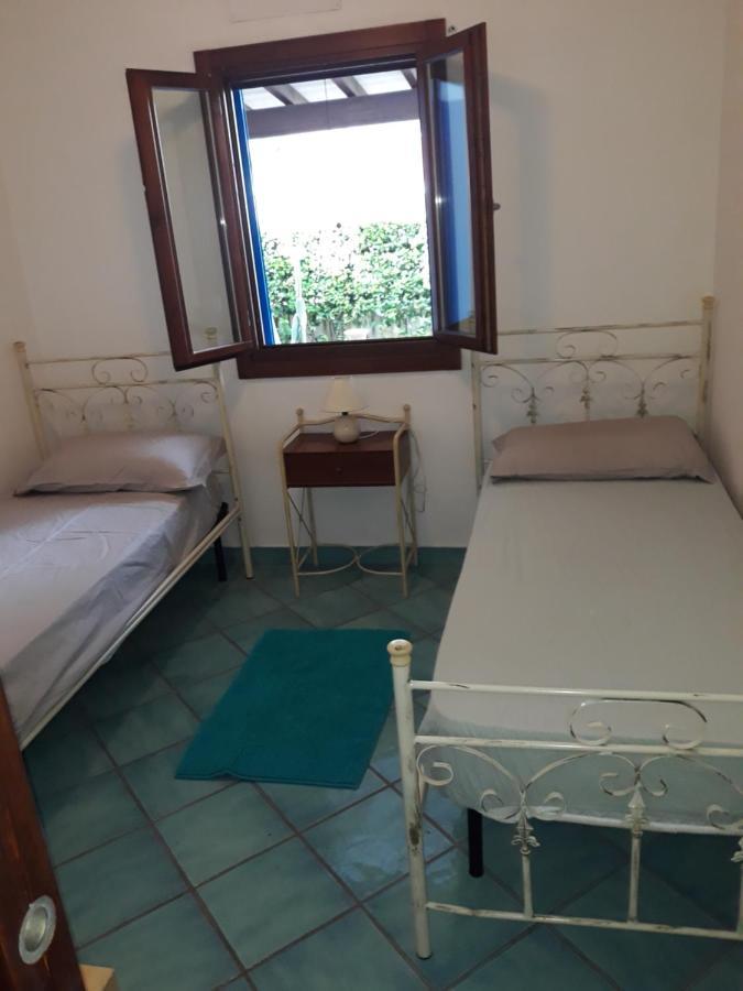 Villa In Villaggio بورتو سيساريو المظهر الخارجي الصورة
