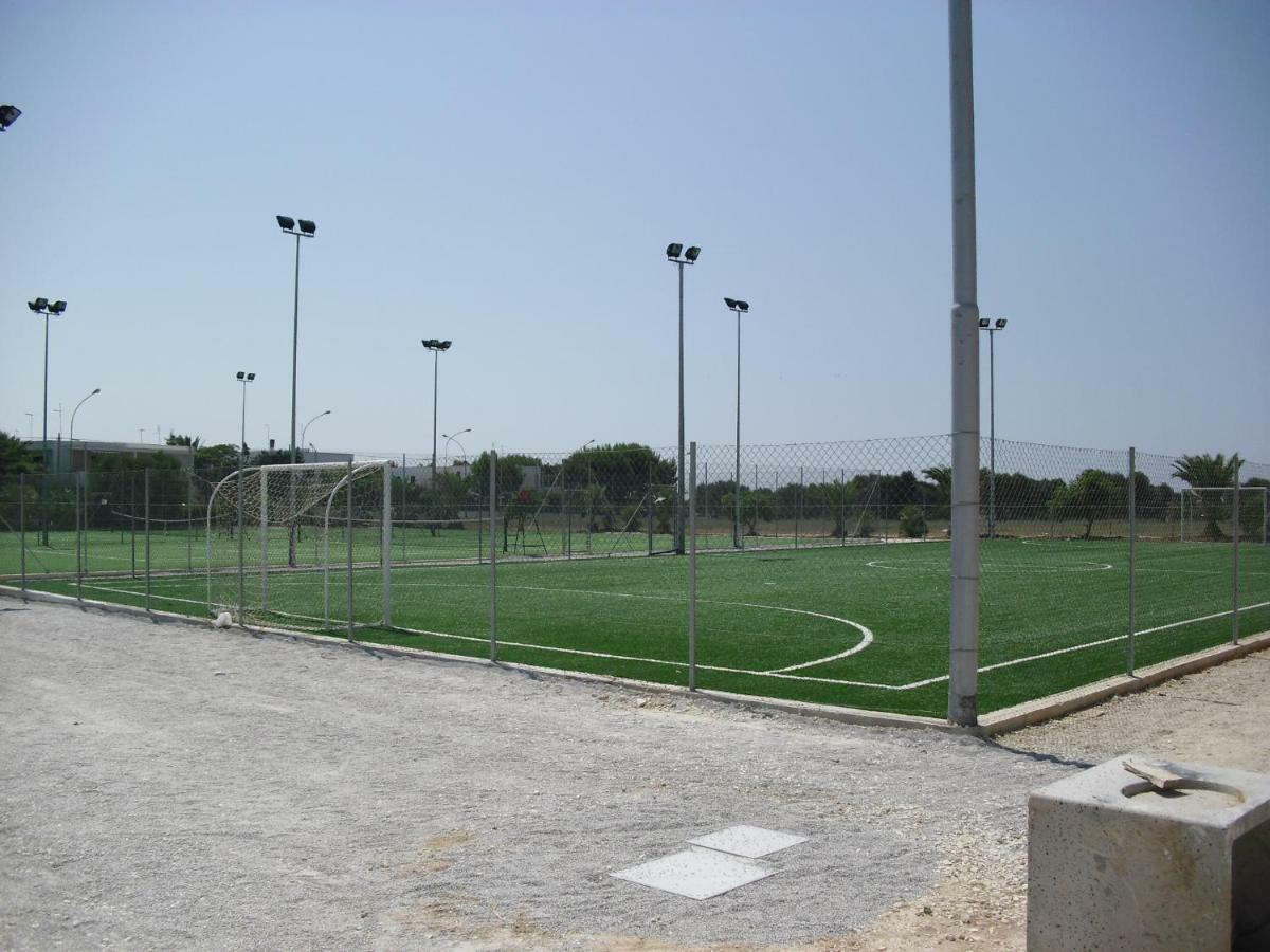 Villa In Villaggio بورتو سيساريو المظهر الخارجي الصورة