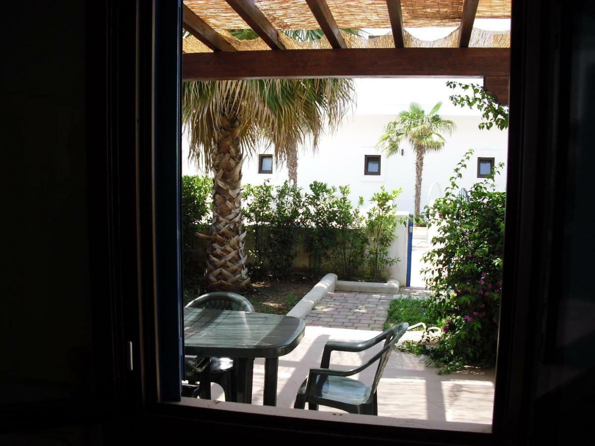 Villa In Villaggio بورتو سيساريو المظهر الخارجي الصورة